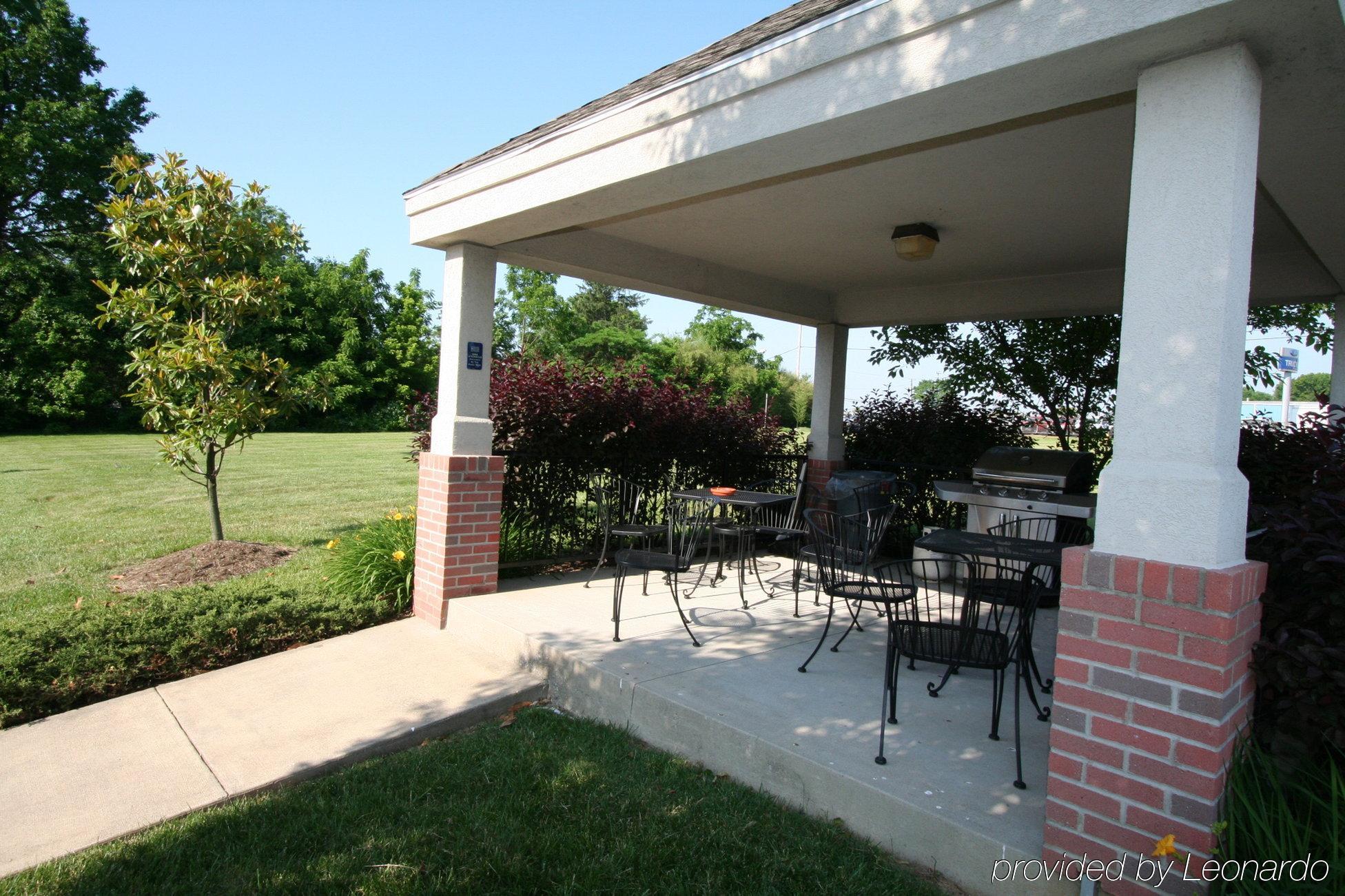 Candlewood Suites Louisville Airport By Ihg Eksteriør billede