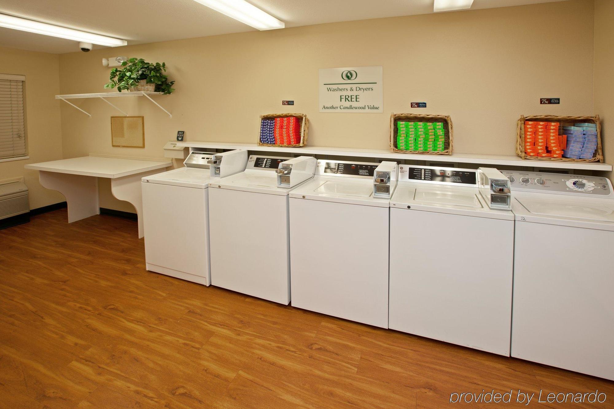 Candlewood Suites Louisville Airport By Ihg Eksteriør billede