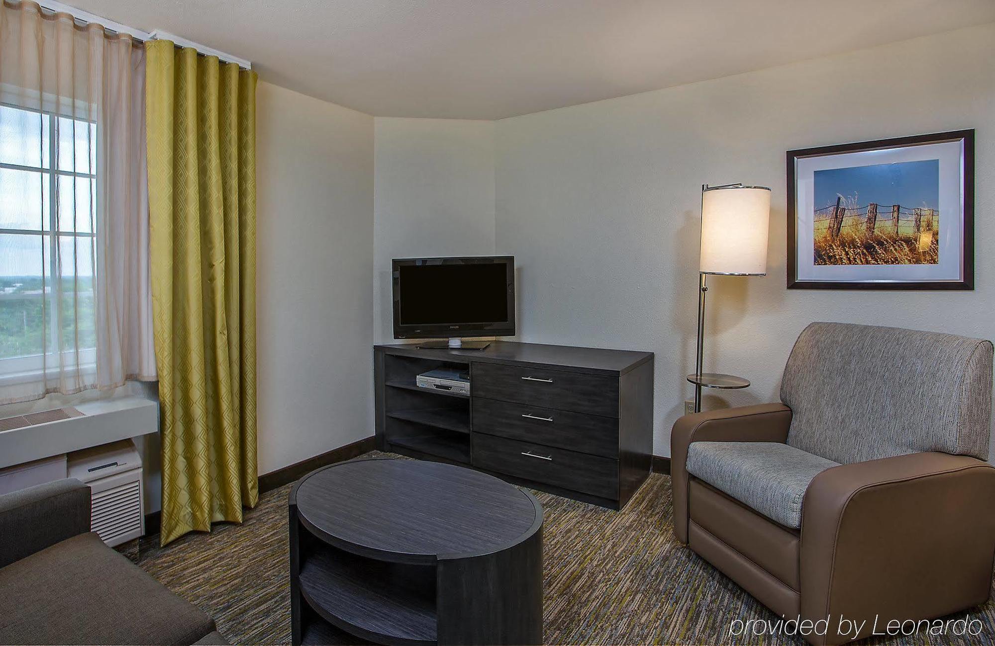 Candlewood Suites Louisville Airport By Ihg Eksteriør billede