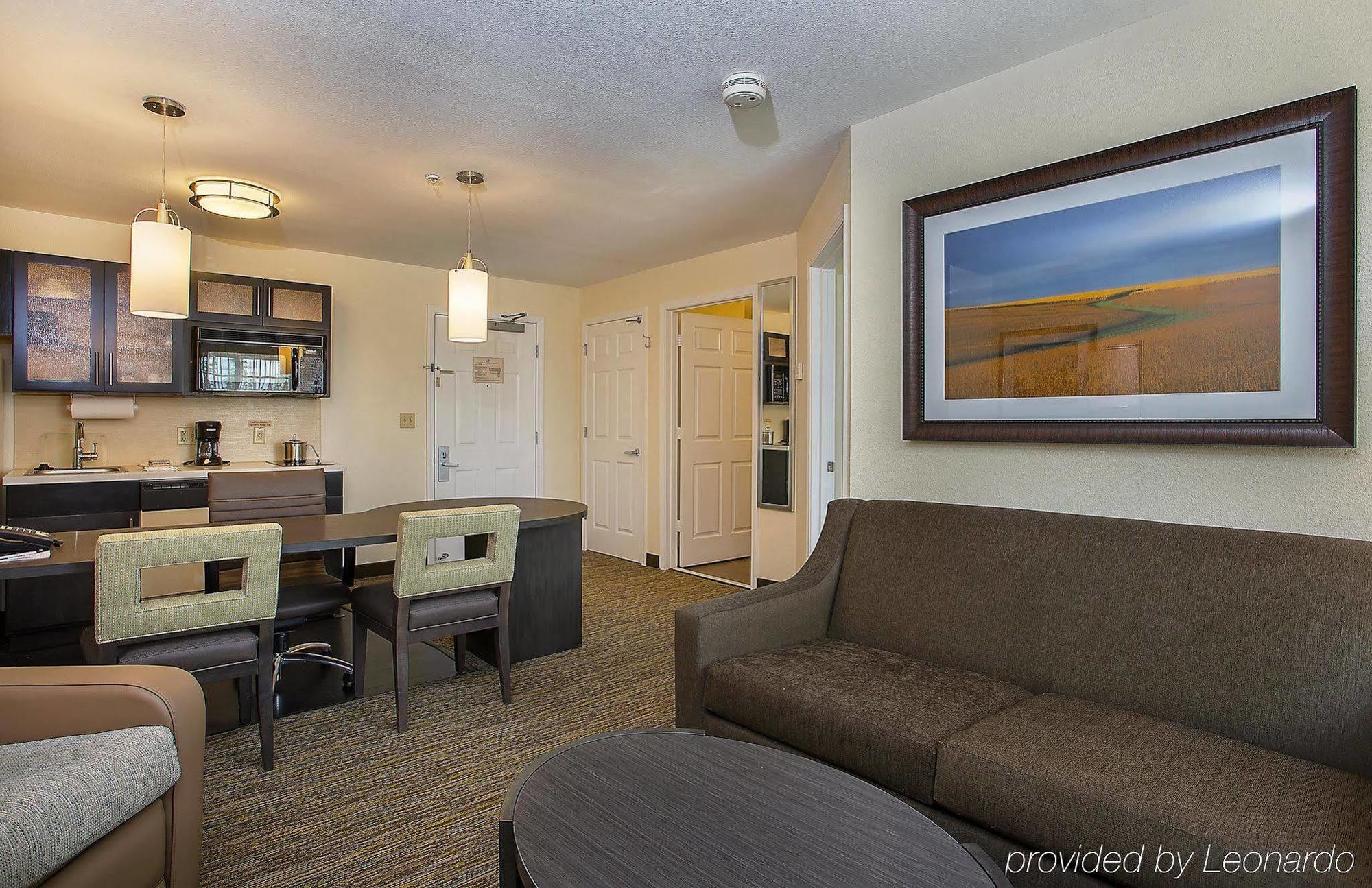 Candlewood Suites Louisville Airport By Ihg Eksteriør billede