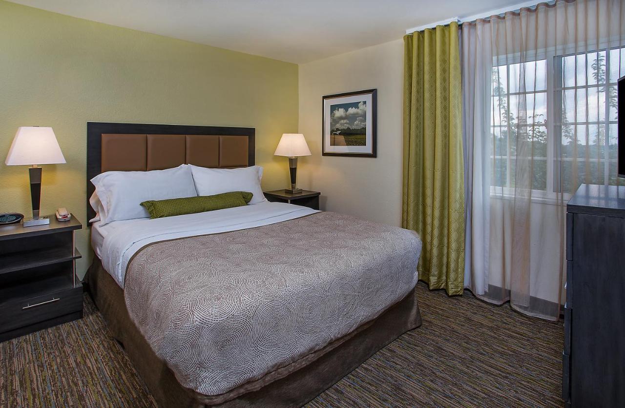 Candlewood Suites Louisville Airport By Ihg Eksteriør billede