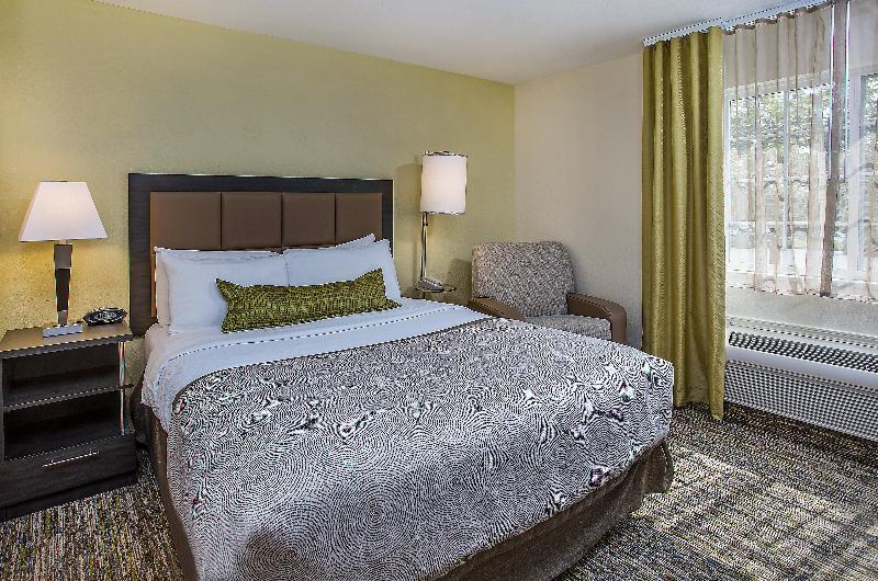 Candlewood Suites Louisville Airport By Ihg Eksteriør billede